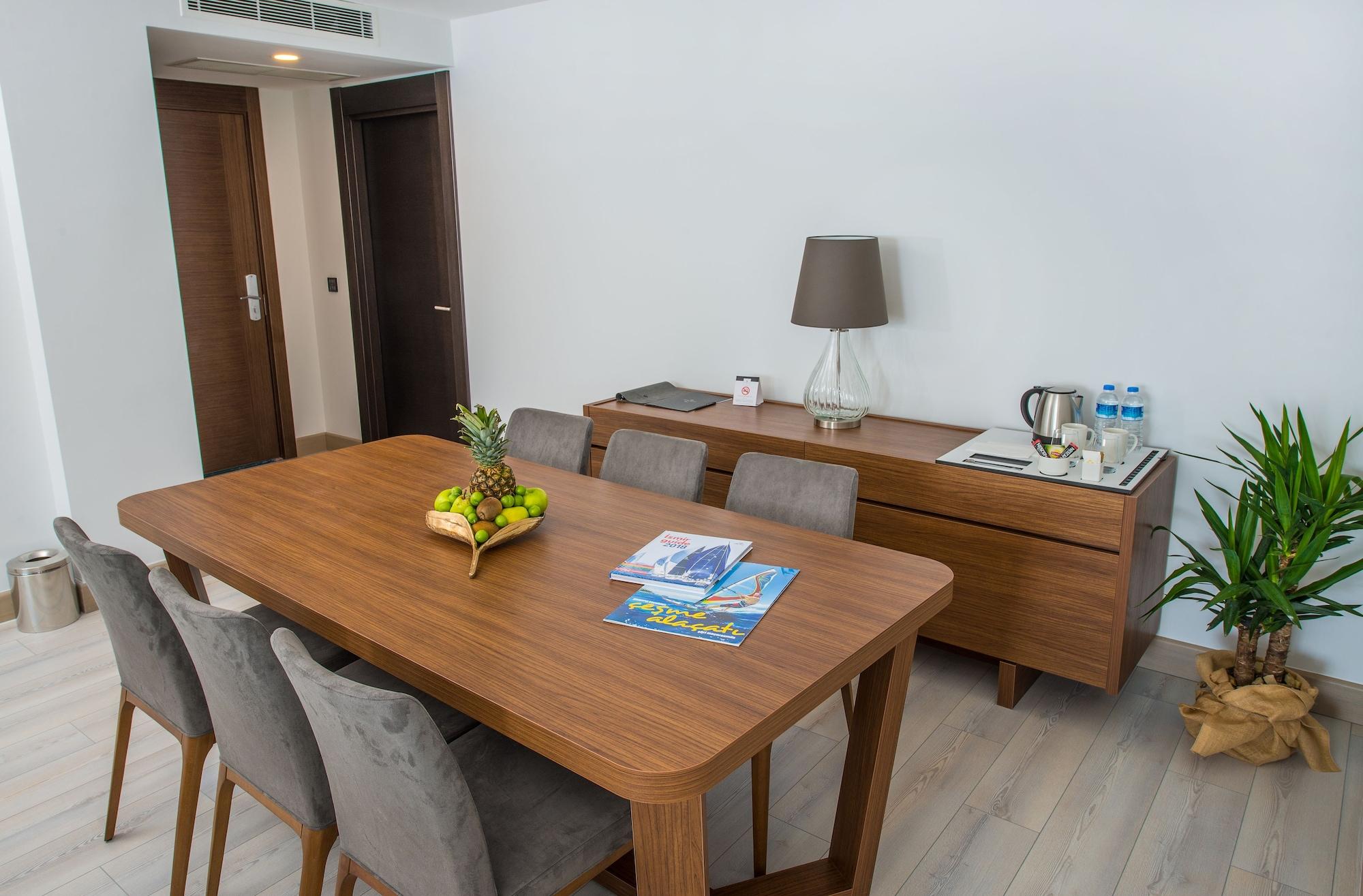 The Nowness Luxury Hotel & Spa Adulty Only Cesme Ngoại thất bức ảnh