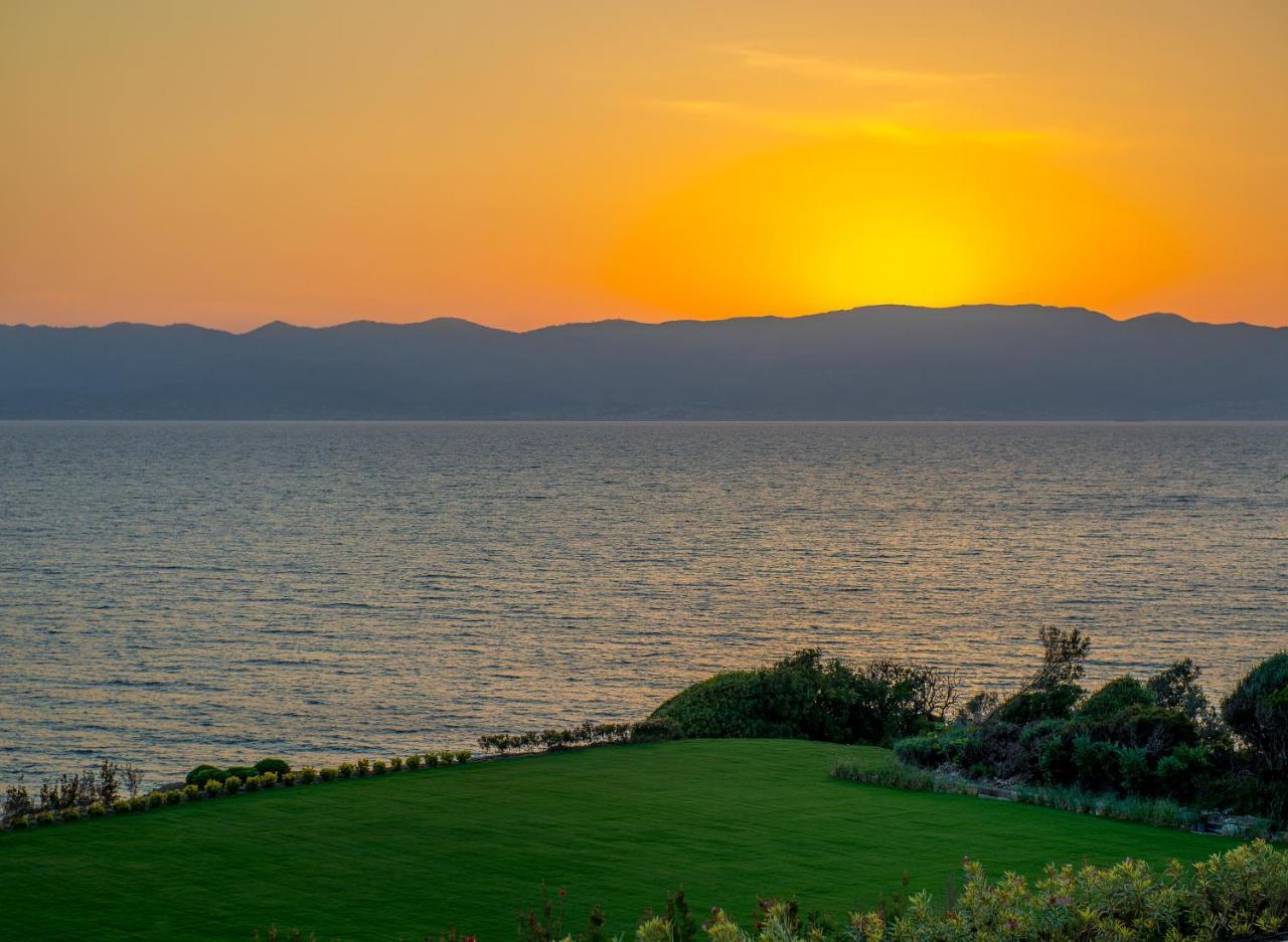 The Nowness Luxury Hotel & Spa Adulty Only Cesme Ngoại thất bức ảnh